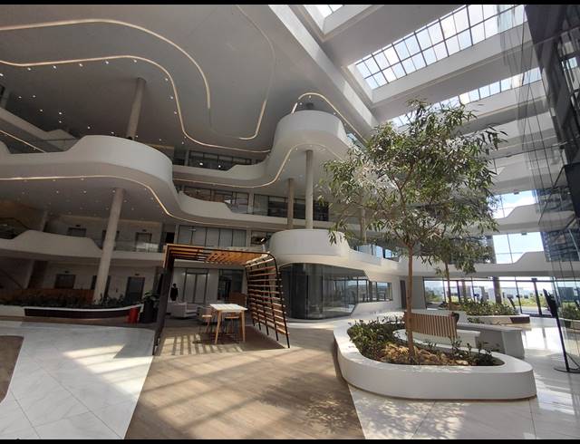 269M² OFFICE TO LET IN WATERFALL